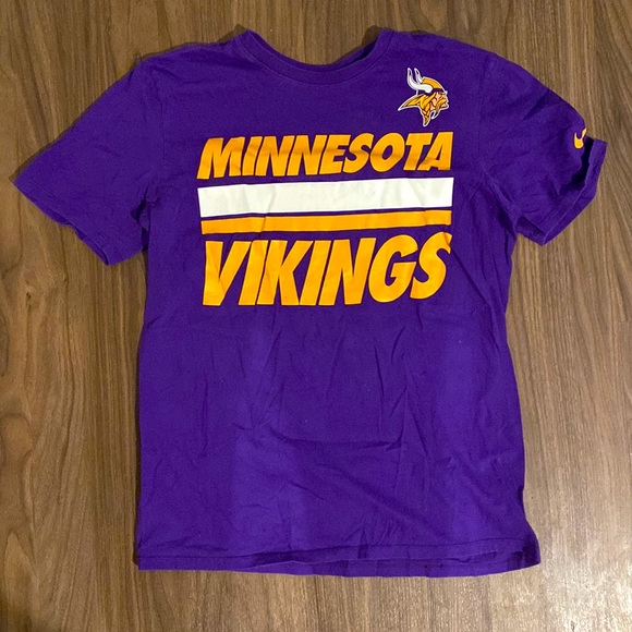 Nike Other - Nike Vikings T-shirt